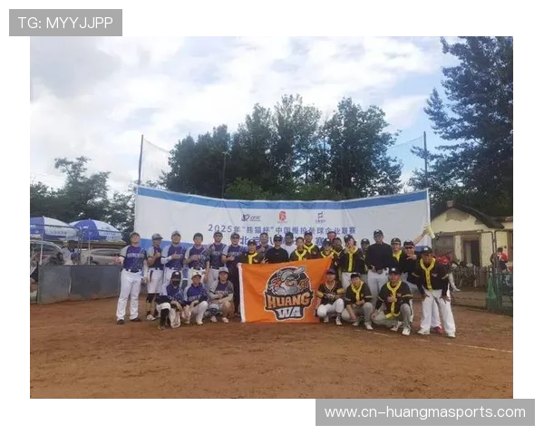 防雨设施与医疗保障到位 广州市运会垒球赛应对天气挑战